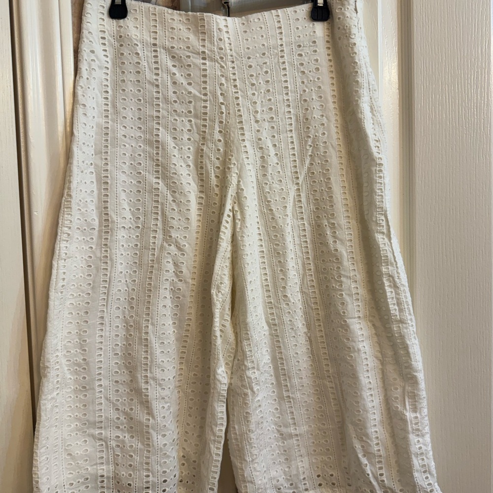 Mango Cream Eyelet Wide-Leg Crop pants